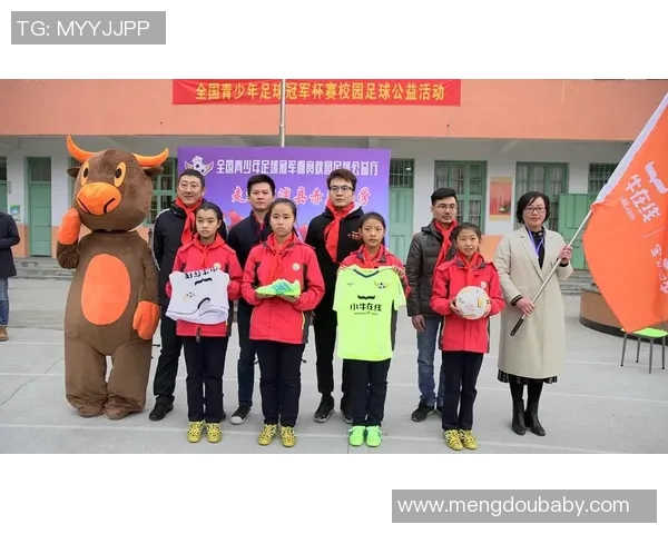 阿坤足球：探索足球世界的魅力与激情，助力青少年成长与梦想实现